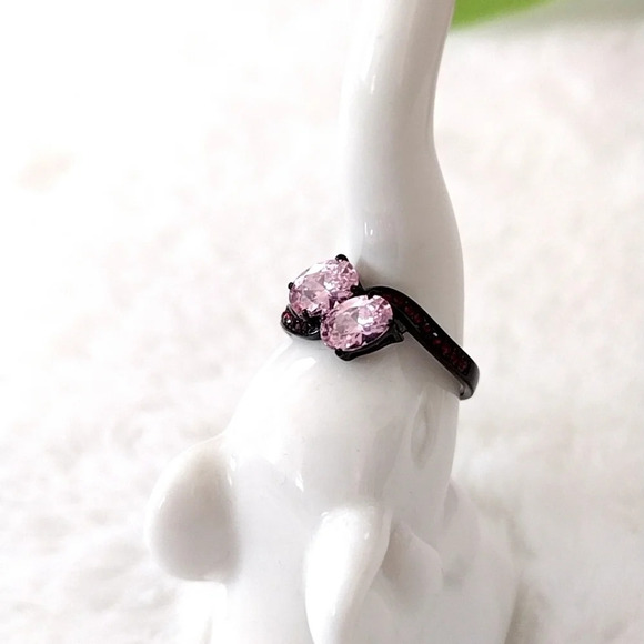 Women's Pink Stone Cocktail Ring Hypoallergenic Stainless Steel - Picture 7 of 12